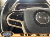 Thumbnail of 2017 Bright White Clearcoat Jeep Cherokee