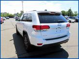 Thumbnail of 2022 Bright White Clearcoat Jeep Grand Cherokee