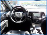 Thumbnail of 2022 Bright White Clearcoat Jeep Grand Cherokee