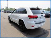 Thumbnail of 2022 Bright White Clearcoat Jeep Grand Cherokee