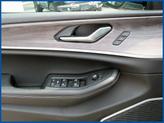 Thumbnail of 2022 Bright White Clearcoat Jeep Grand Cherokee