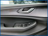 Thumbnail of 2025 Diamond Black Crystal Pearlcoat Jeep Grand Cherokee L