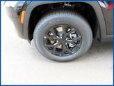 Thumbnail of 2025 Diamond Black Crystal Pearlcoat Jeep Grand Cherokee L