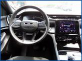 Thumbnail of 2025 Diamond Black Crystal Pearlcoat Jeep Grand Cherokee L
