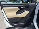 Thumbnail of 2023 Pearl Toyota Highlander Hybrid