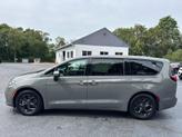 Thumbnail of 2023 Ceramic Gray Clearcoat Chrysler Pacifica Hybrid