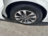 Thumbnail of 2022 Platinum White Pearl Honda Odyssey