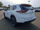 Thumbnail of 2026 Everest White Pearl Tricoat Nissan Rogue