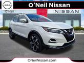 Photo of 2022 Pearl White Tricoat Nissan Rogue Sport