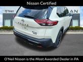 Thumbnail of 2023 Pearl White Tricoat/Super Black Nissan Rogue