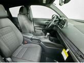 Thumbnail of 2025 Platinum White Pearl Honda HR-V