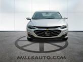 Thumbnail of 2022 Silver Ice Metallic Chevrolet Malibu