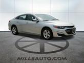 Thumbnail of 2022 Silver Ice Metallic Chevrolet Malibu
