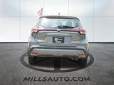 Thumbnail of 2021 Gun Metallic Nissan Kicks