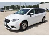 Thumbnail of 2023 White Chrysler Pacifica
