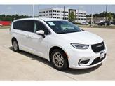 Thumbnail of 2023 White Chrysler Pacifica
