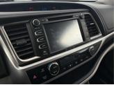 Thumbnail of 2018 Celestial Silver Metallic Toyota Highlander