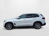 Thumbnail of 2024 Mineral White Metallic BMW X5