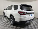 Thumbnail of 2025 Platinum White Pearl Honda Pilot