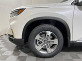 Thumbnail of 2025 Platinum White Pearl Honda Pilot