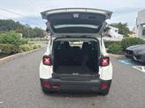 Thumbnail of 2023 Alpine White Clearcoat Jeep Renegade