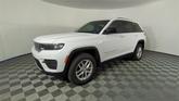 Thumbnail of 2025 Bright White Clearcoat Jeep Grand Cherokee