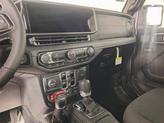 Thumbnail of 2025 Granite Crystal Metallic Clearcoat Jeep Gladiator