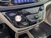 Thumbnail of 2019 Bright White Clearcoat Chrysler Pacifica