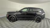 Thumbnail of 2024 Diamond Black Crystal Pearlcoat Jeep Grand Cherokee