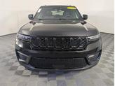 Thumbnail of 2024 Diamond Black Crystal Pearlcoat Jeep Grand Cherokee