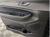 Thumbnail of 2024 Diamond Black Crystal Pearlcoat Jeep Grand Cherokee