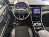 Thumbnail of 2024 Diamond Black Crystal Pearlcoat Jeep Grand Cherokee