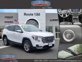 Photo of 2022 Summit White GMC Terrain