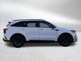 Thumbnail of 2021 Glacial White Pearl Kia Sorento