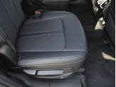 Thumbnail of 2021 Glacial White Pearl Kia Sorento