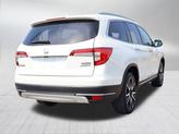 Thumbnail of 2019 White Diamond Pearl Honda Pilot