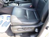 Thumbnail of 2019 White Diamond Pearl Honda Pilot