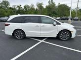 Thumbnail of 2025 Platinum White Pearl Honda Odyssey