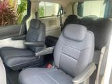 Thumbnail of 2010 Blackberry Pearl Dodge Grand Caravan