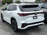 Thumbnail of 2025 Opal White Pearl Effect Volkswagen Tiguan