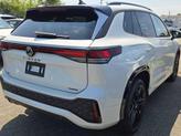 Thumbnail of 2025 Opal White Pearl Effect Volkswagen Tiguan