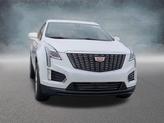 Thumbnail of 2025 Crystal White Tricoat Cadillac XT5