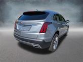 Thumbnail of 2025 Argent Silver Metallic Cadillac XT5