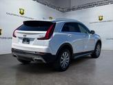 Thumbnail of 2022 Crystal White Tricoat Cadillac XT4
