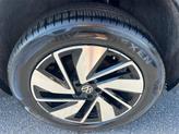 Thumbnail of 2024 Pure White Volkswagen Atlas