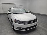 Thumbnail of 2018 Pure White Volkswagen Passat