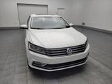 Thumbnail of 2018 Pure White Volkswagen Passat