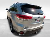 Thumbnail of 2017 Celestial Silver Toyota Highlander Hybrid
