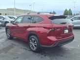 Thumbnail of 2022 Ruby Flare Pearl Toyota Highlander Hybrid