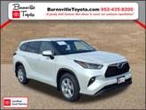 Photo of 2022 Wind Chill Pearl Toyota Highlander